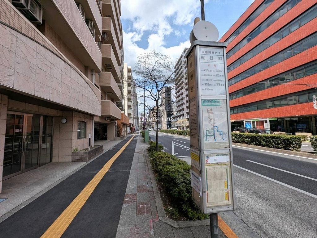 スカーラ池袋西　エントランス前 バス停